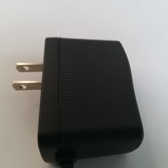 Genuine D-Link AMS1-0501200FU Wall Power Supply Adapter 5V 1.2A #9 - Picture 3 of 5